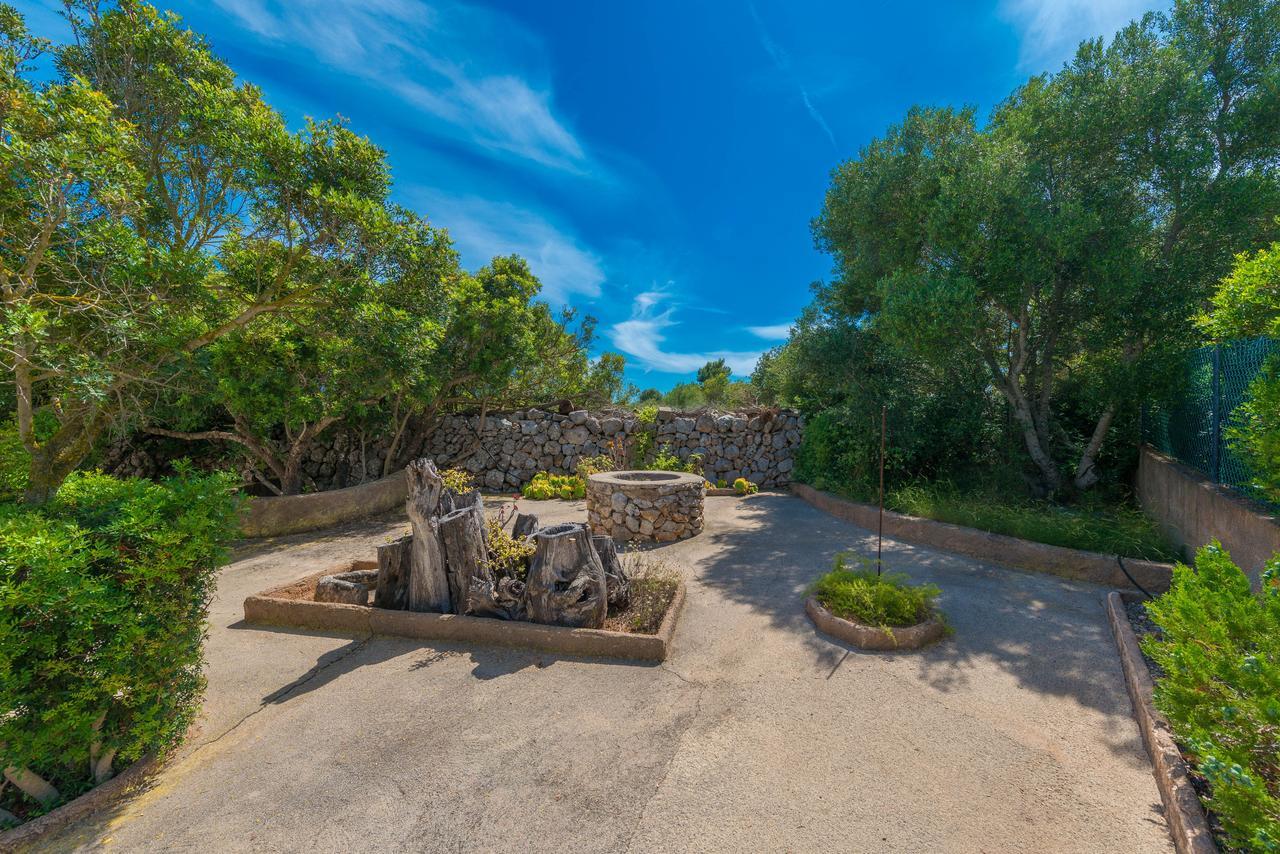 Barcelo-Danus Villa Puerto Colom Exterior foto